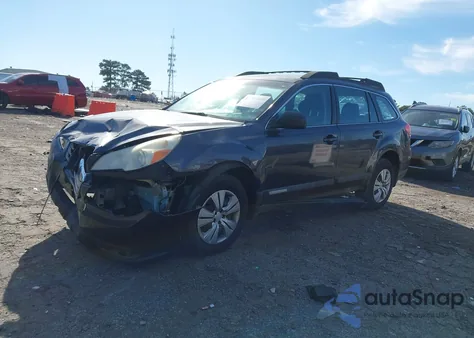 2010 Subaru Outback 2.5I z USA, uszkodzony, nr VIN 4S4BRBAC6A3349985